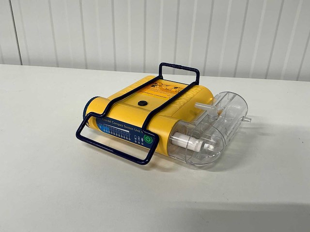 Laerdal - unit 4 - vacuüm pomp - afbeelding 3 van  5