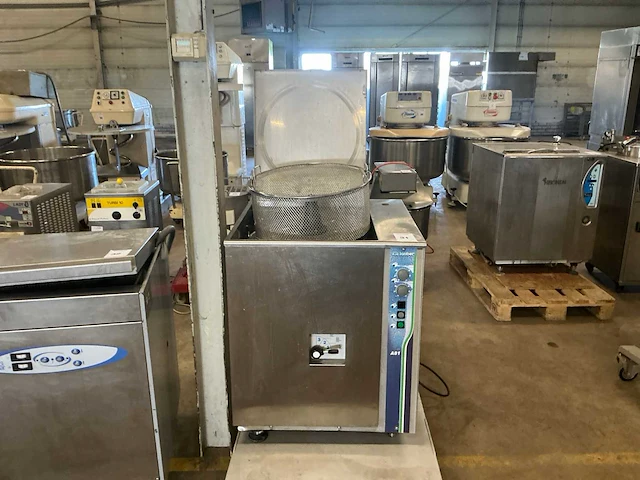 Lamber a81 groentewasmachine - afbeelding 1 van  7