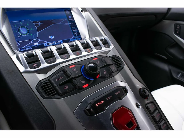 Lamborghini - aventador - 6.5 v12 lp700-4 - carbon targa dak - h-041-ts - 2016 - afbeelding 14 van  28