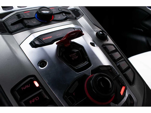 Lamborghini - aventador - 6.5 v12 lp700-4 - carbon targa dak - h-041-ts - 2016 - afbeelding 18 van  28