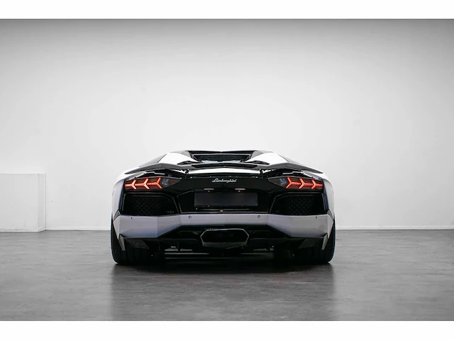 Lamborghini - aventador - 6.5 v12 lp700-4 - carbon targa dak - h-041-ts - 2016 - afbeelding 22 van  28