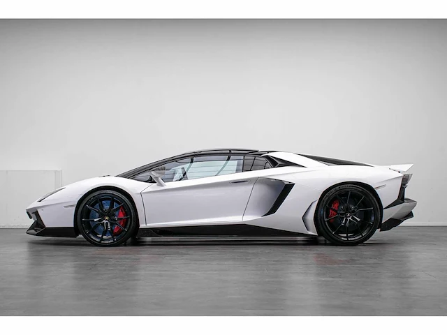 Lamborghini - aventador - 6.5 v12 lp700-4 - carbon targa dak - h-041-ts - 2016 - afbeelding 23 van  28