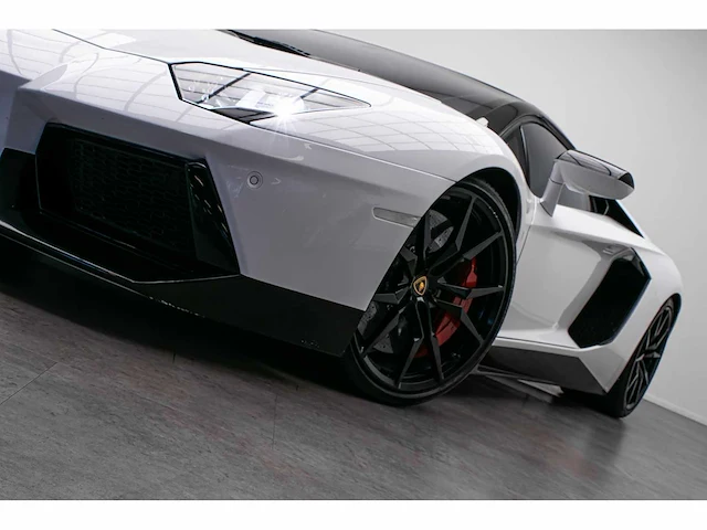 Lamborghini - aventador - 6.5 v12 lp700-4 - carbon targa dak - h-041-ts - 2016 - afbeelding 26 van  28