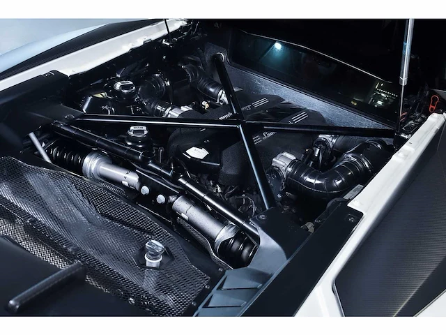 Lamborghini aventador lp 750-4 sv (superveloce) 6,5l v12 (1/600) - 2016 - afbeelding 3 van  100