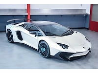 Lamborghini aventador lp 750-4 sv (superveloce) 6,5l v12 (1/600) - 2016 - afbeelding 2 van  100