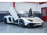 Lamborghini aventador lp 750-4 sv (superveloce) 6,5l v12 (1/600) - 2016