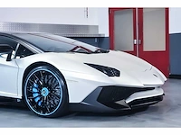 Lamborghini aventador lp 750-4 sv (superveloce) 6,5l v12 (1/600) - 2016 - afbeelding 26 van  100