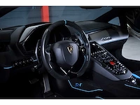 Lamborghini aventador lp 750-4 sv (superveloce) 6,5l v12 (1/600) - 2016 - afbeelding 82 van  100