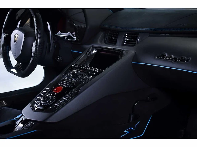 Lamborghini aventador lp 750-4 sv (superveloce) 6,5l v12 (1/600) - 2016 - afbeelding 94 van  100