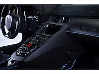 Lamborghini aventador lp 750-4 sv (superveloce) 6,5l v12 (1/600) - 2016 - afbeelding 94 van  100