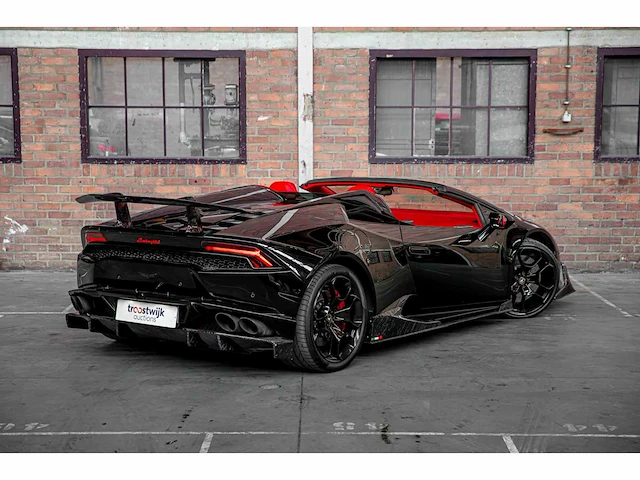 Lamborghini huracan spyder 5.2l v10 lp610-4 610pk 2016 - afbeelding 16 van  92