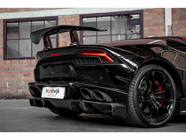 Lamborghini huracan spyder 5.2l v10 lp610-4 610pk 2016 - afbeelding 18 van  92