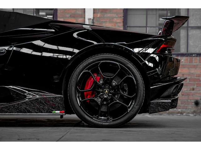 Lamborghini huracan spyder 5.2l v10 lp610-4 610pk 2016 - afbeelding 29 van  92