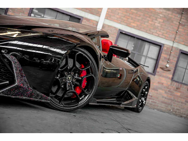 Lamborghini huracan spyder 5.2l v10 lp610-4 610pk 2016 - afbeelding 23 van  92