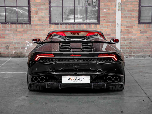 Lamborghini huracan spyder 5.2l v10 lp610-4 610pk 2016 - afbeelding 19 van  92