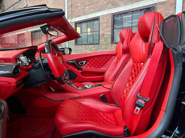 Lamborghini huracan spyder 5.2l v10 lp610-4 610pk 2016 - afbeelding 69 van  92