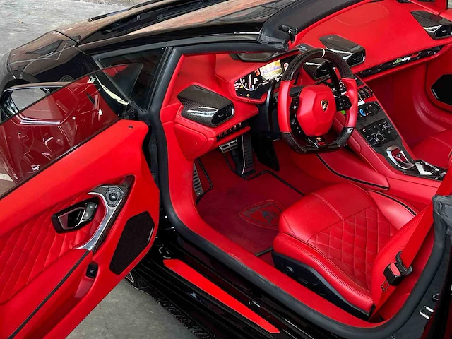 Lamborghini huracan spyder 5.2l v10 lp610-4 610pk 2016 - afbeelding 92 van  92