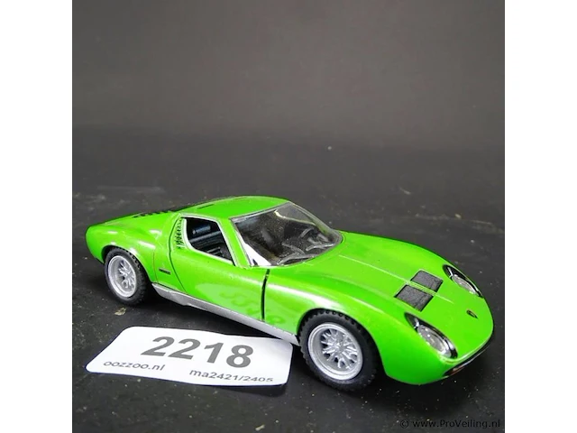 Lamborghini miura p400sv (1971) groen - afbeelding 1 van  5