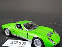 Lamborghini miura p400sv (1971) groen - afbeelding 1 van  5