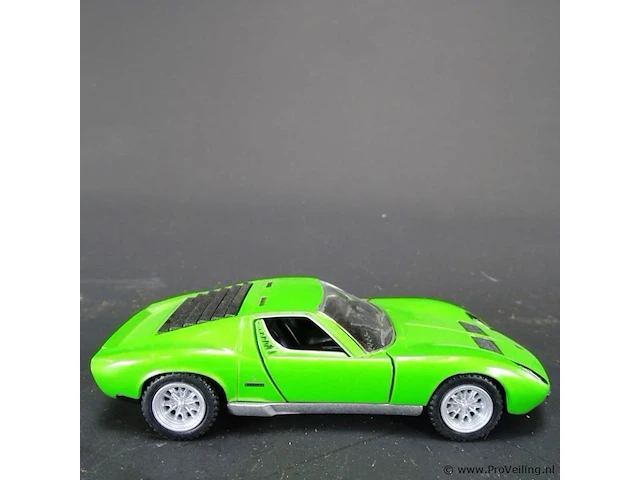 Lamborghini miura p400sv (1971) groen - afbeelding 2 van  5