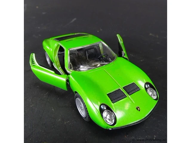 Lamborghini miura p400sv (1971) groen - afbeelding 4 van  5