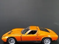 Lamborghini miura p400sv (1971) oranje - afbeelding 2 van  5
