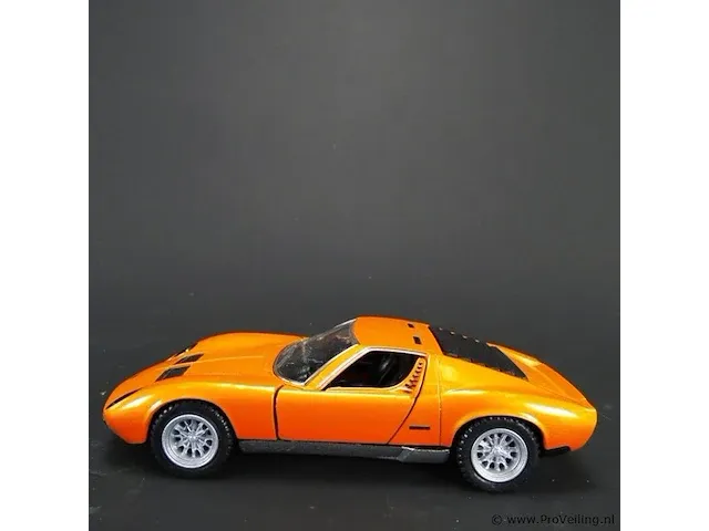 Lamborghini miura p400sv (1971) oranje - afbeelding 2 van  5