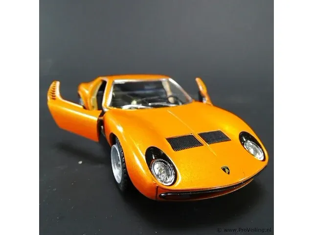 Lamborghini miura p400sv (1971) oranje - afbeelding 4 van  5