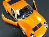 Lamborghini miura p400sv (1971) oranje - afbeelding 5 van  5