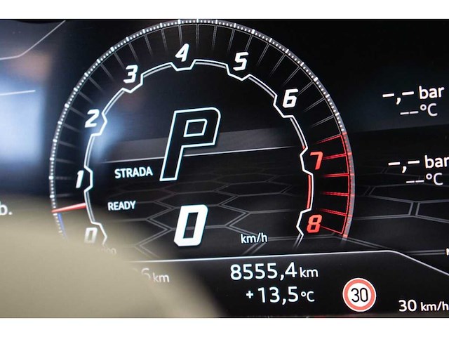 Lamborghini urus 4.0 v8 2022 | p-385-kg i - afbeelding 16 van  19