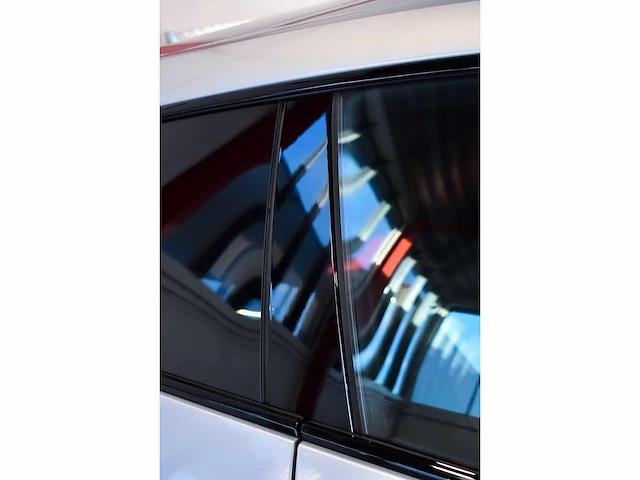 Lamborghini urus suv 4,0l v8 - 2022 - afbeelding 9 van  100