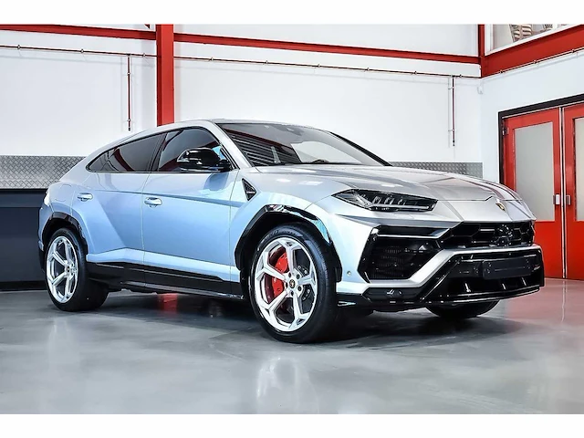 Lamborghini urus suv 4,0l v8 - 2022 - afbeelding 1 van  100