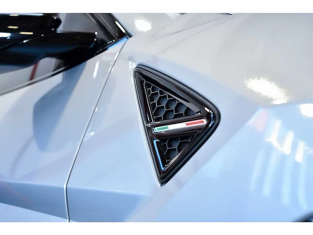 Lamborghini urus suv 4,0l v8 - 2022 - afbeelding 14 van  100