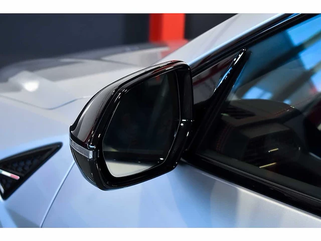 Lamborghini urus suv 4,0l v8 - 2022 - afbeelding 37 van  100