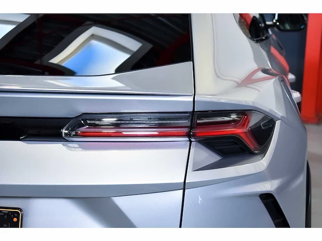 Lamborghini urus suv 4,0l v8 - 2022 - afbeelding 41 van  100