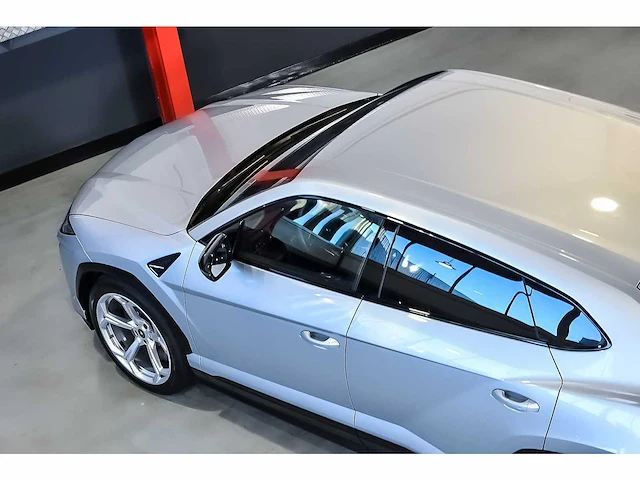 Lamborghini urus suv 4,0l v8 - 2022 - afbeelding 47 van  100