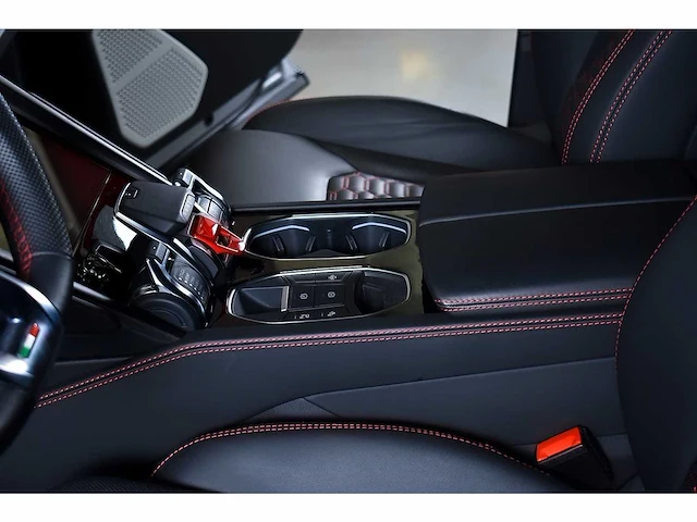 Lamborghini urus suv 4,0l v8 - 2022 - afbeelding 53 van  100