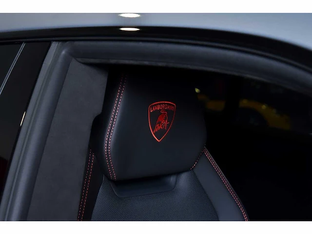 Lamborghini urus suv 4,0l v8 - 2022 - afbeelding 72 van  100