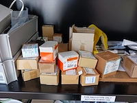 Lameldeurkast met inhoud | locatie roden - afbeelding 11 van  15