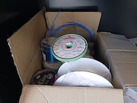 Lameldeurkast met inhoud | locatie roden - afbeelding 14 van  15