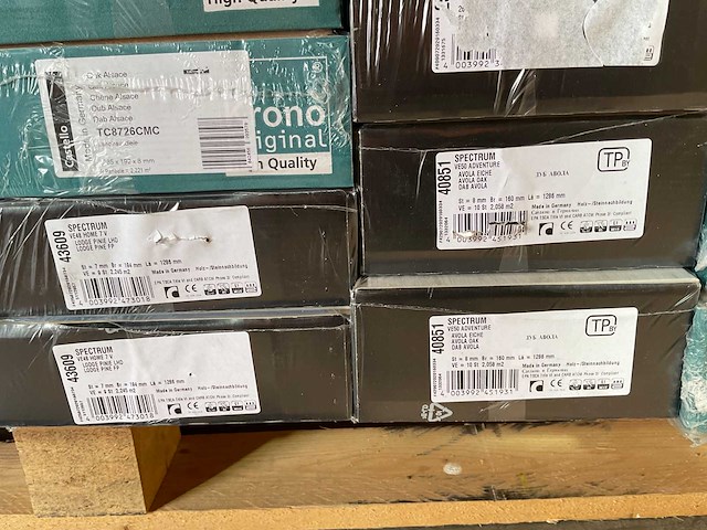 Laminaat – diverse soorten, ca. 100m² - afbeelding 10 van  12