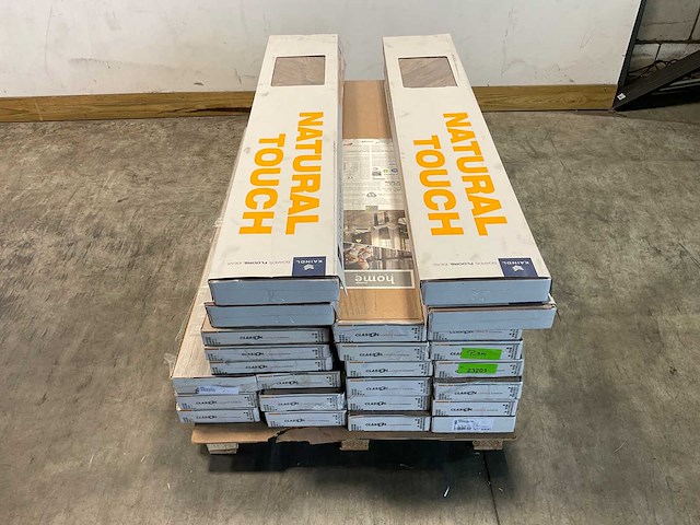 Laminaat – diverse soorten, ca. 57m² - afbeelding 1 van  16