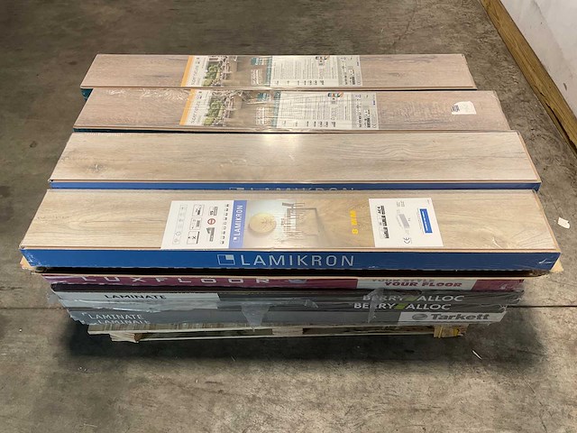 Laminaat – diverse soorten, ca. 62m² - afbeelding 10 van  16