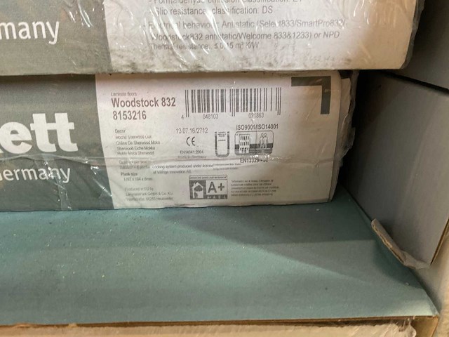 Laminaat – diverse soorten, ca. 62m² - afbeelding 15 van  16