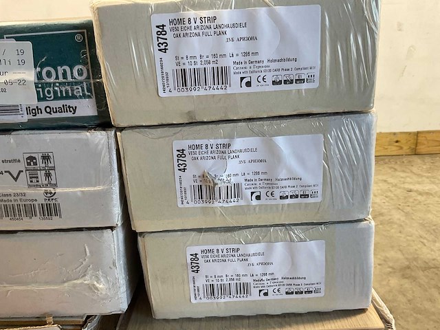 Laminaat – diverse soorten, ca. 62m² - afbeelding 9 van  17