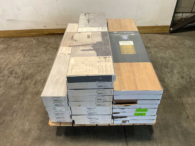 Laminaat – diverse soorten, ca. 68m² - afbeelding 1 van  12