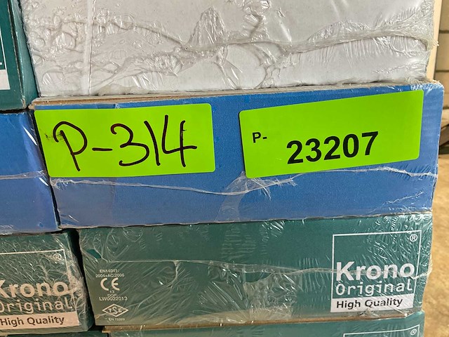 Laminaat – diverse soorten, ca. 77m² - afbeelding 5 van  18