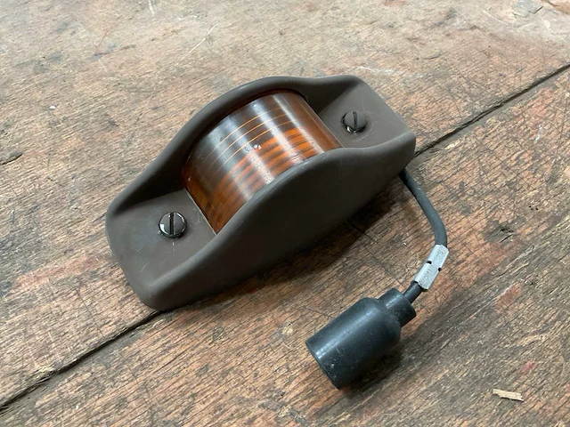 Lamp - afbeelding 1 van  3
