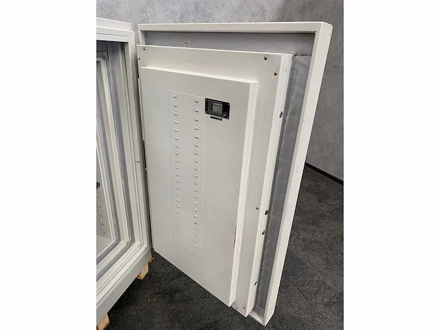 Lampertz dis-datasafe - brand- en inbraakwerende kluis - 650kg - afbeelding 13 van  15