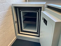 Lampertz kluis - afbeelding 2 van  6